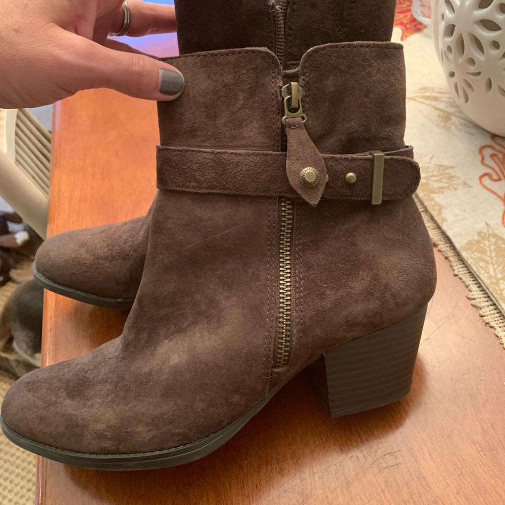 Earth Suede Booties